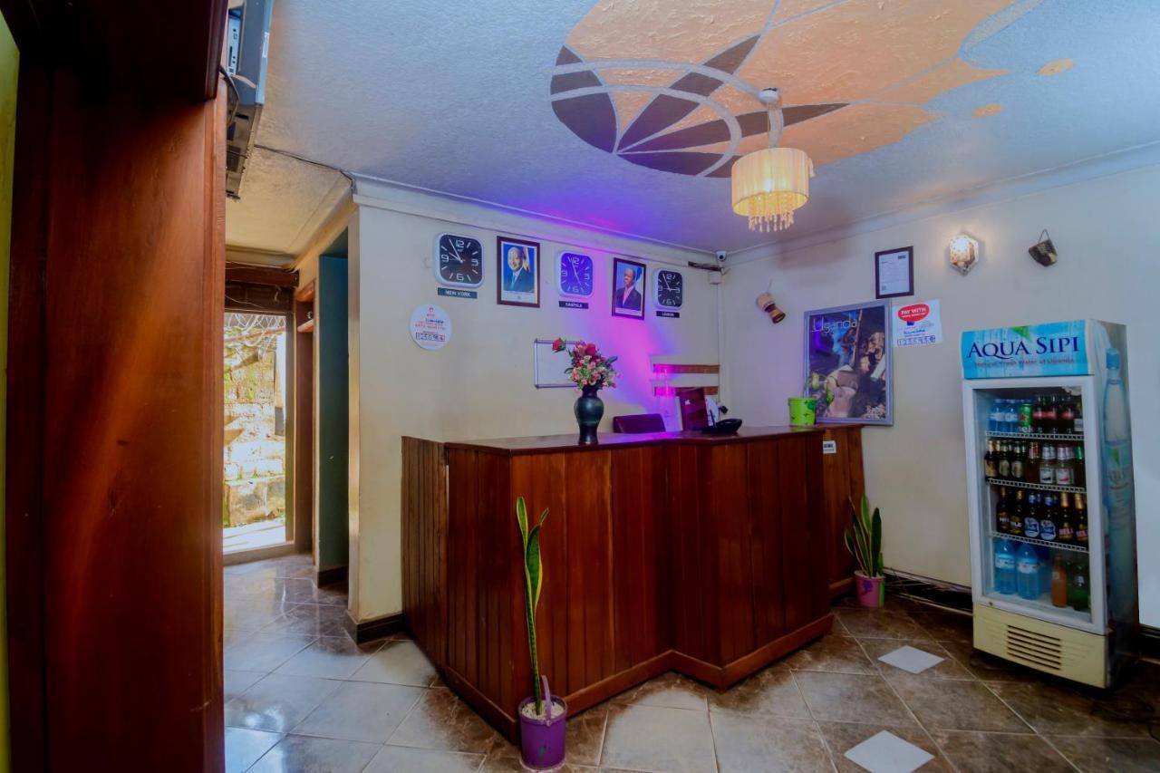 Royal Lake View Gardens Kampala Ngoại thất bức ảnh